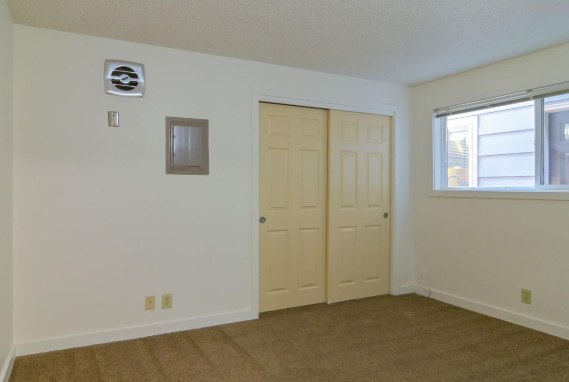 1437 High Street #5 | 7