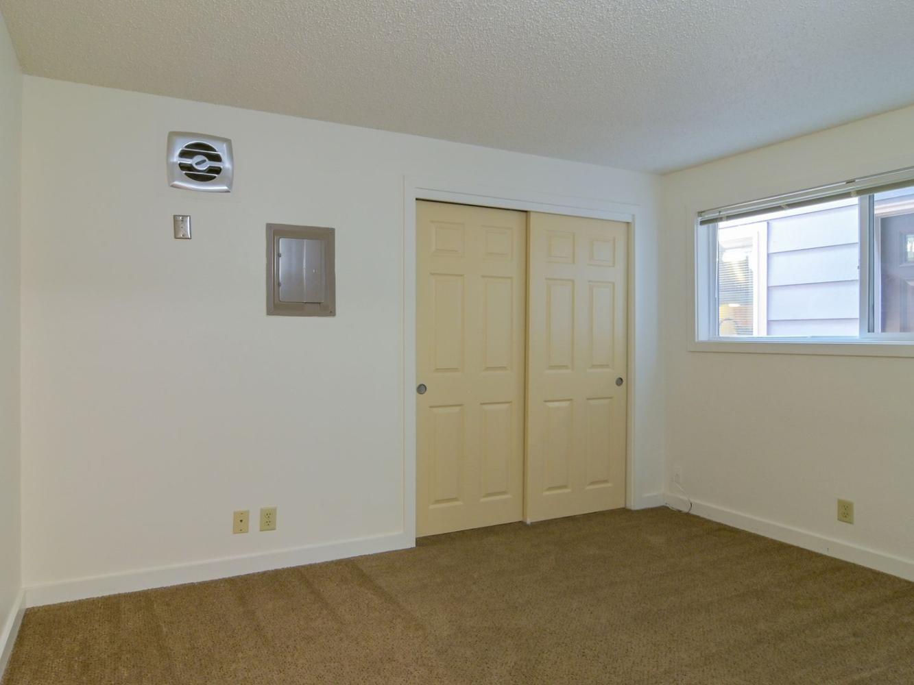 1437 High Street #5 | 7