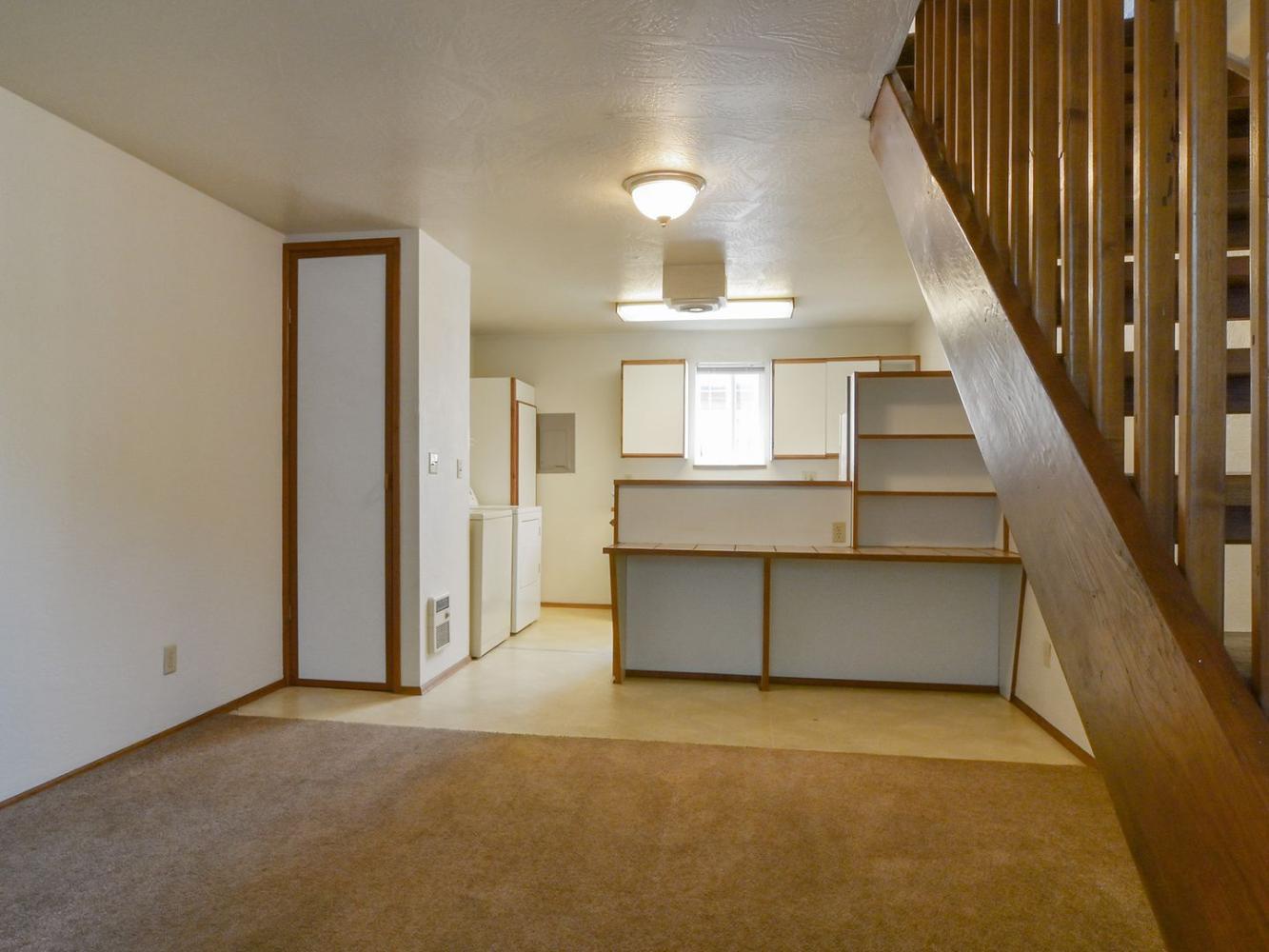 1585 Ferry Alley #1 | 2