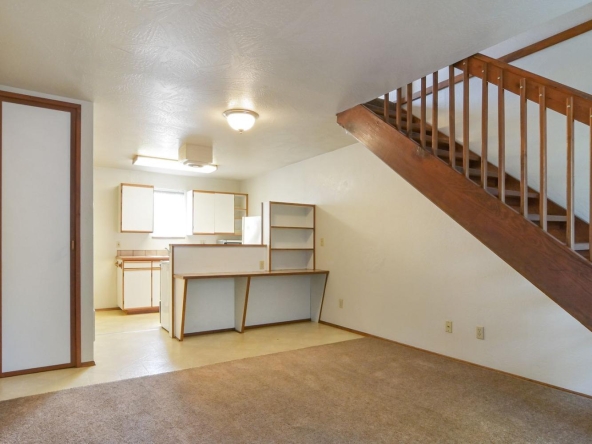 1585 Ferry Alley #1 | 3