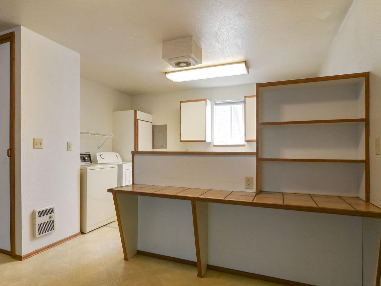 1585 Ferry Alley #1 | 4