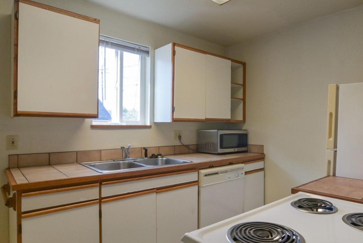 1585 Ferry Alley #1 | 5