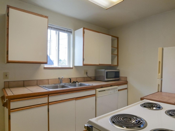 1585 Ferry Alley #1 | 5