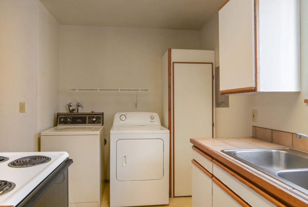 1585 Ferry Alley #1 | 6