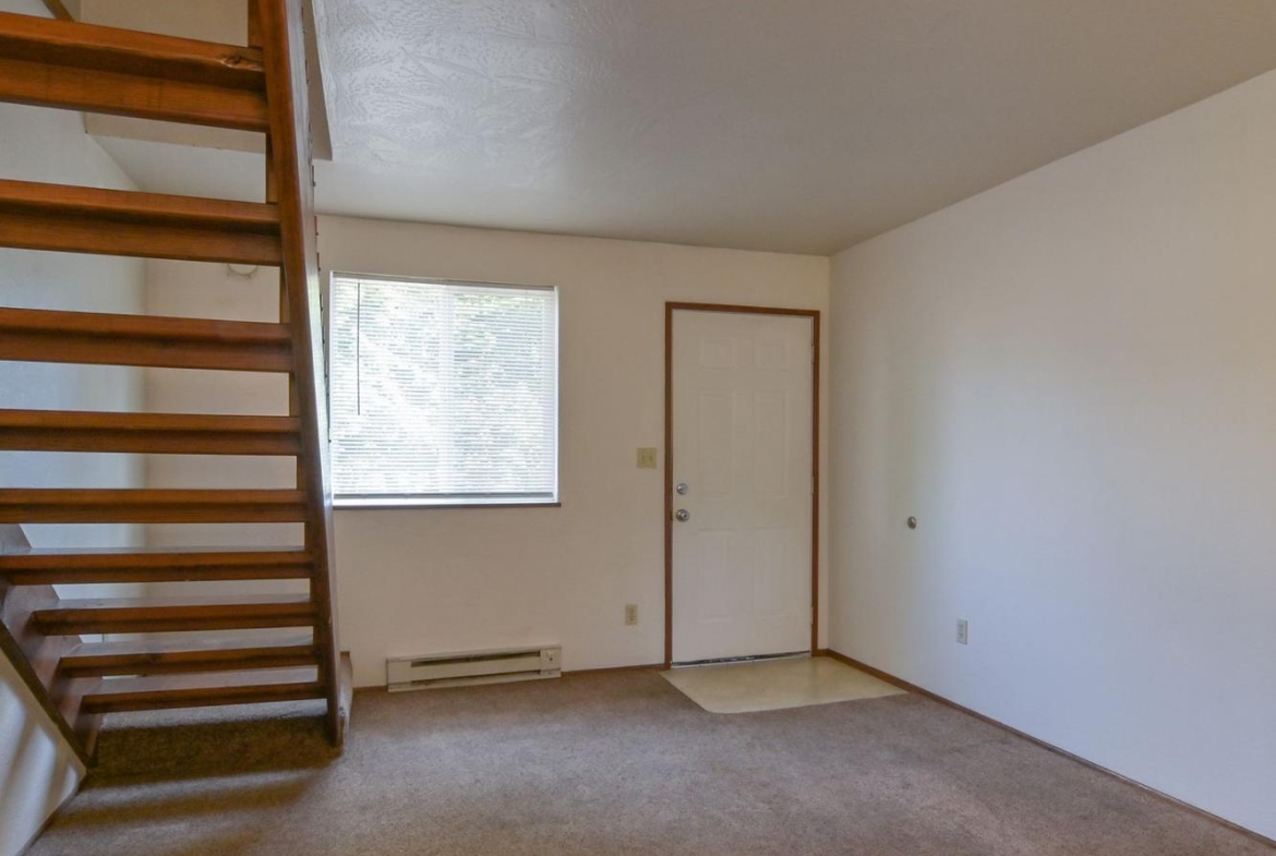 1585 Ferry Alley #1 | 7