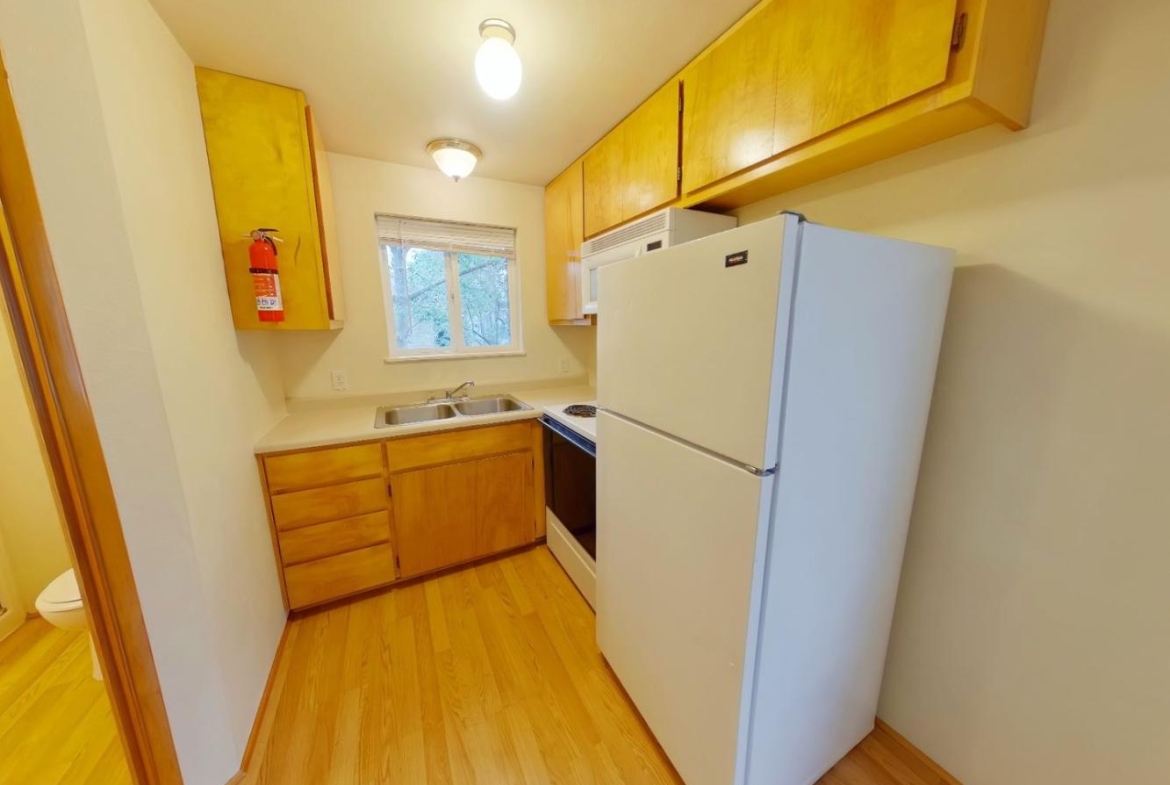 1615 Ferry Alley, C | 3