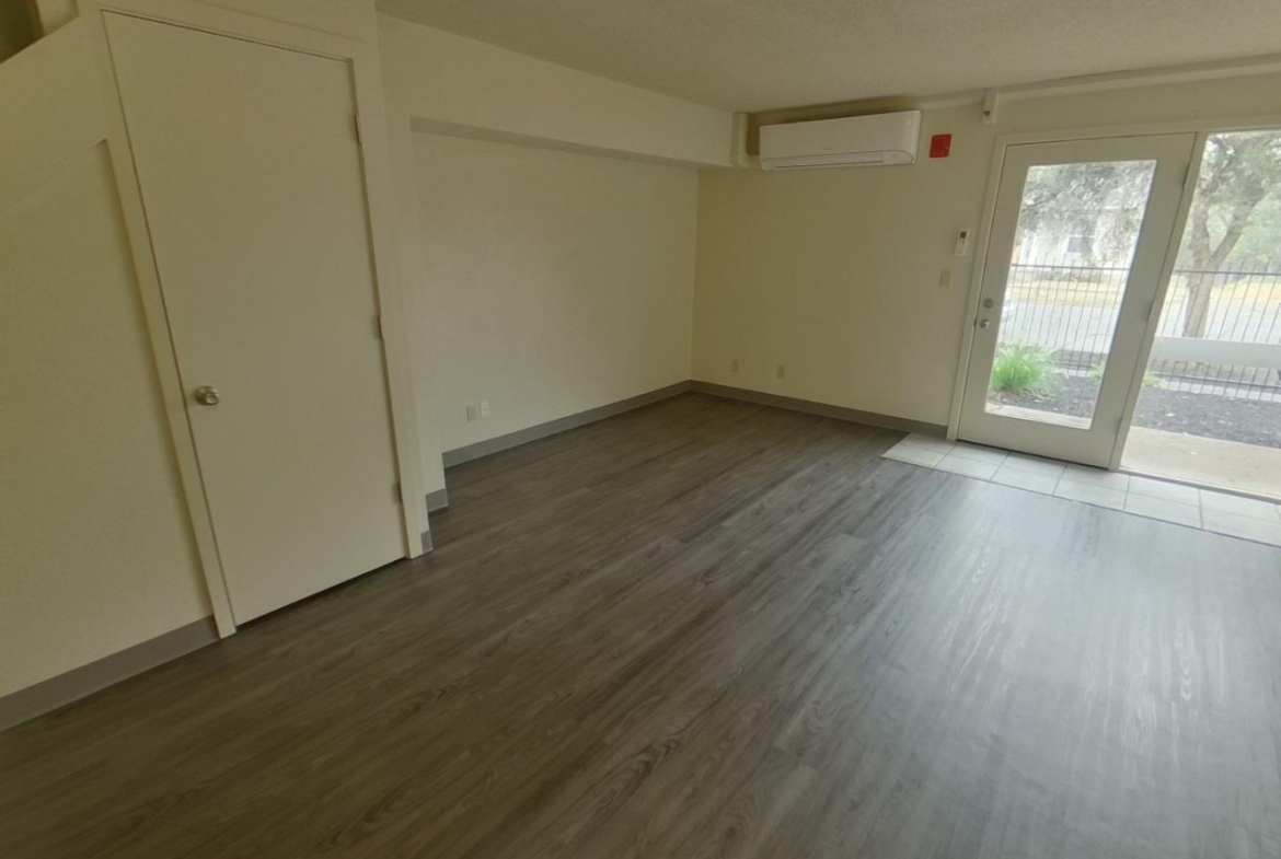 1695 Patterson Street #2 | 4