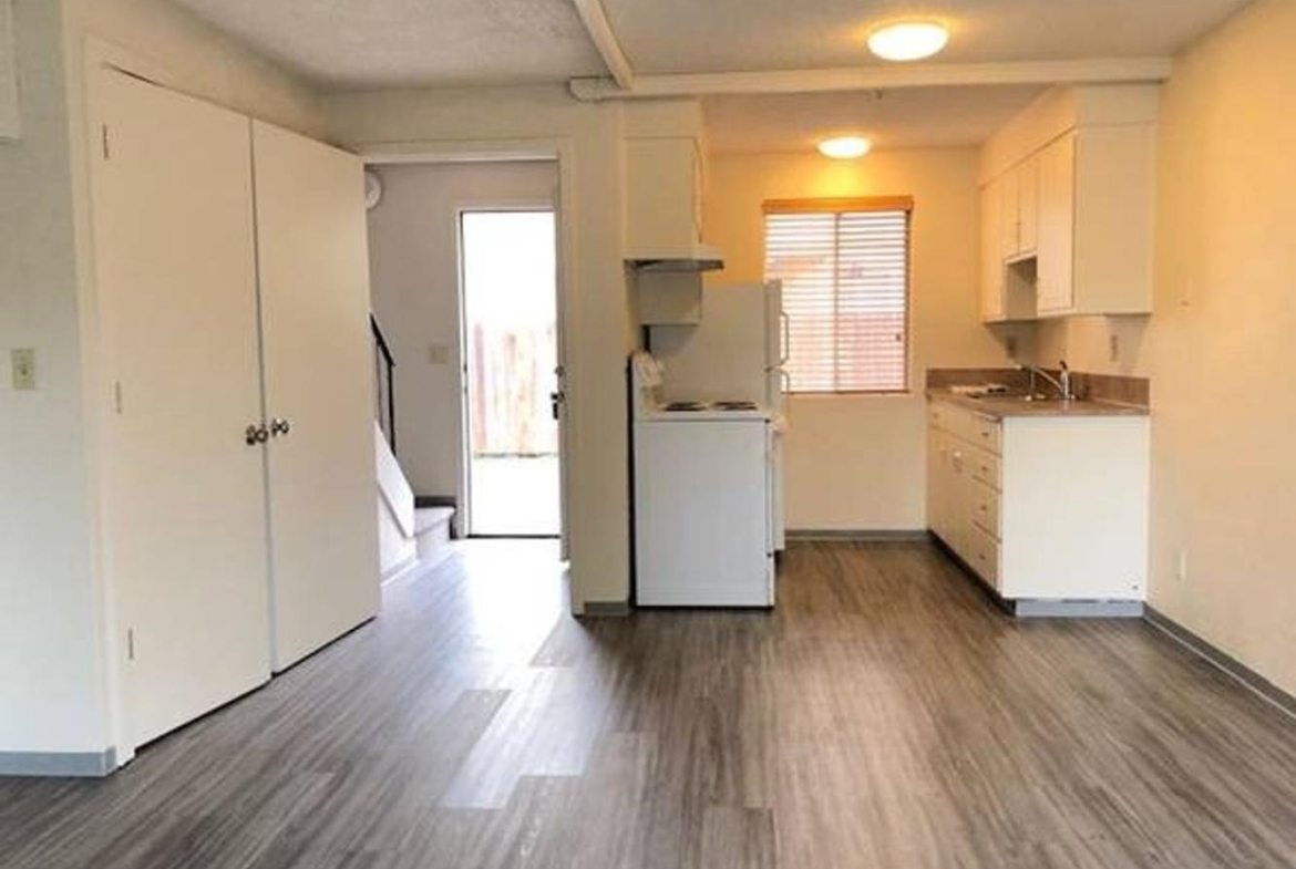 1695 Patterson Street #3 | 1