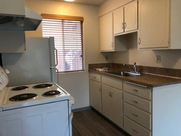 1695 Patterson Street #3 | 5