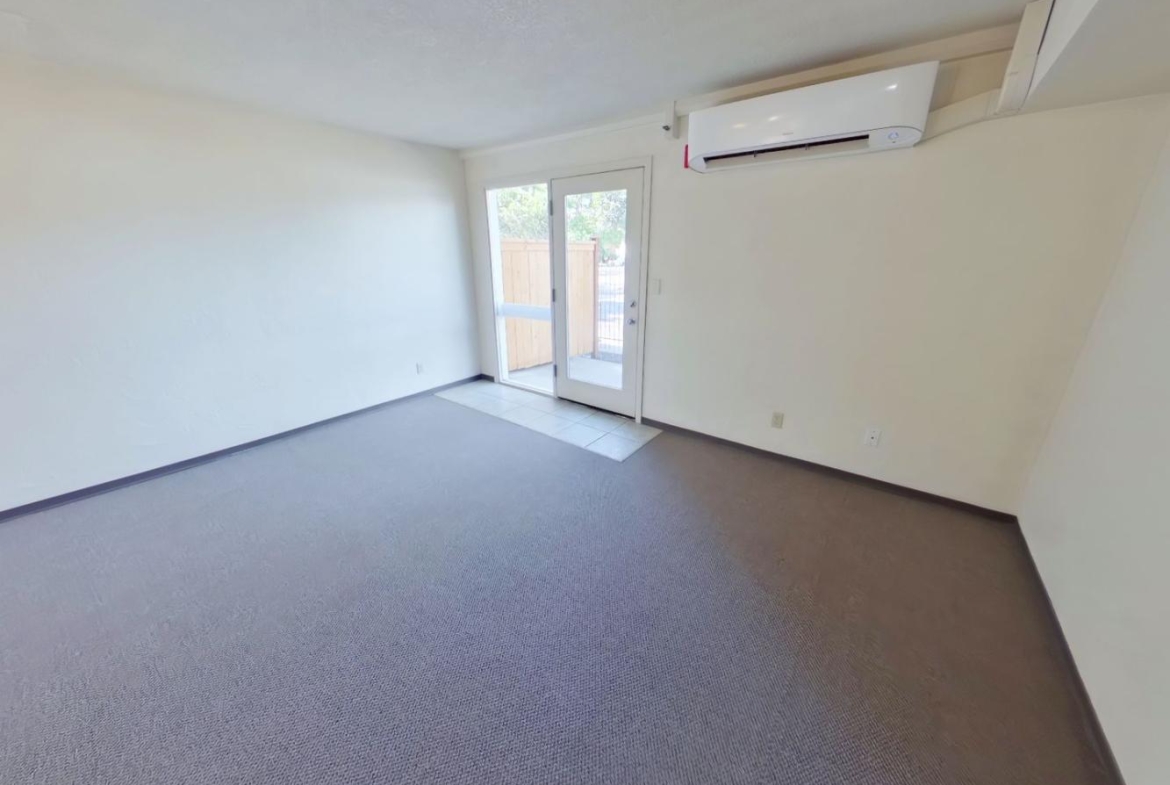 1695 Patterson Street #5 | 2