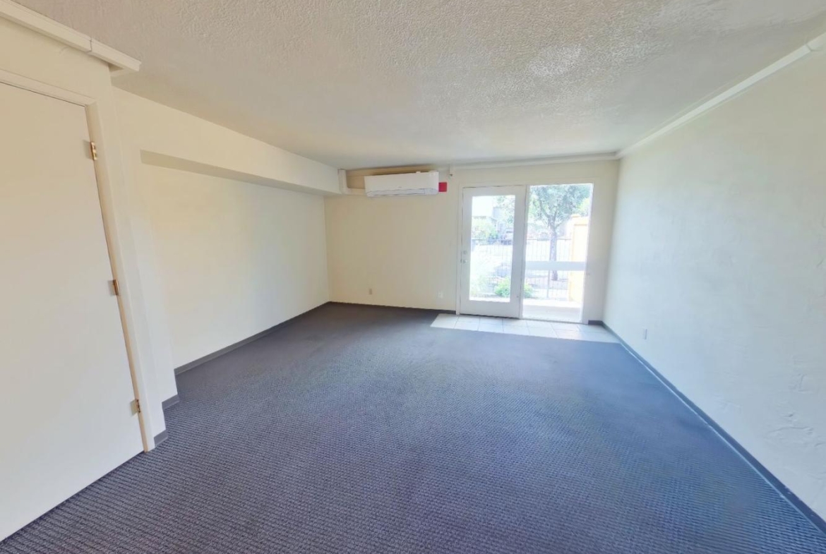 1695 Patterson Street #6 | 3