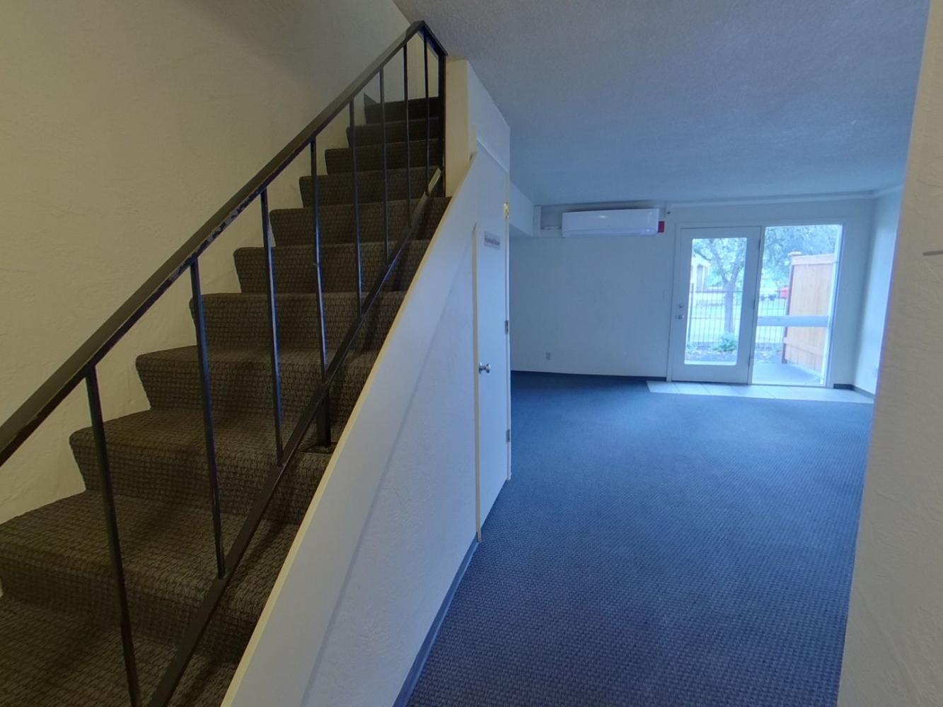 1695 Patterson Street #8 | 1