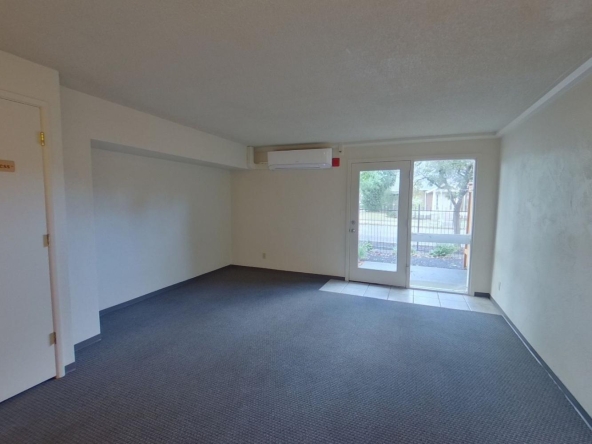 1695 Patterson Street #8 | 3