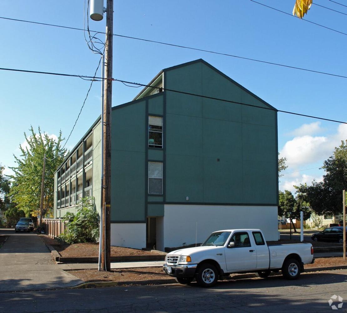 1711 Patterson Street #2, Eugene, OR 97401