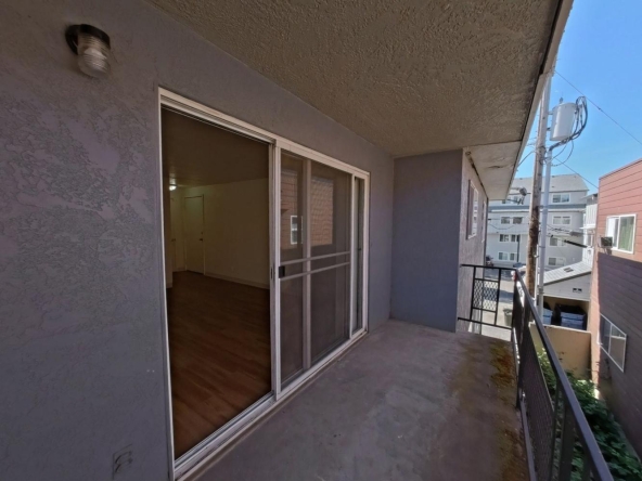 1844 Kincaid Street, 7 | 3