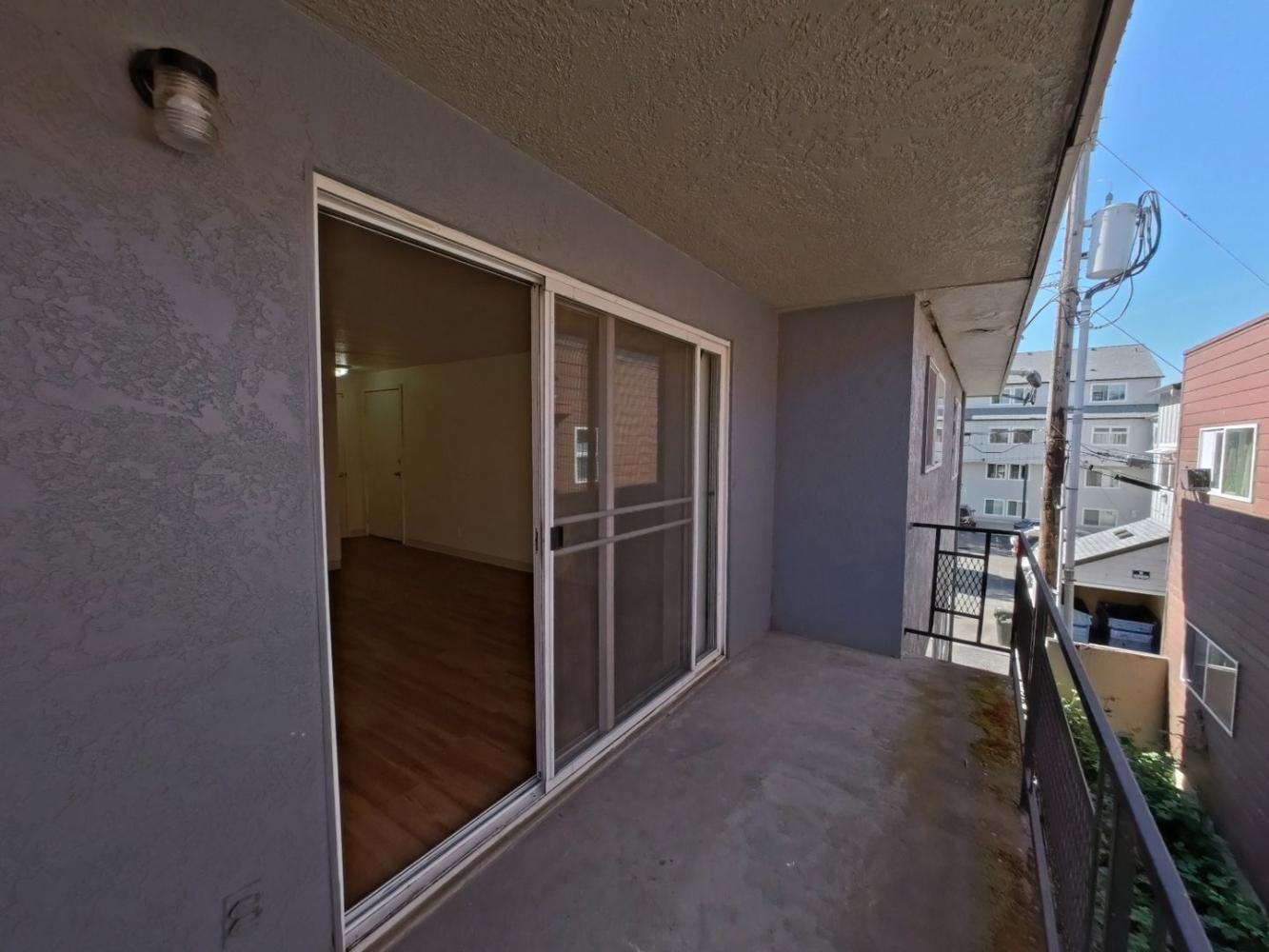 1844 Kincaid Street, 7 | 3