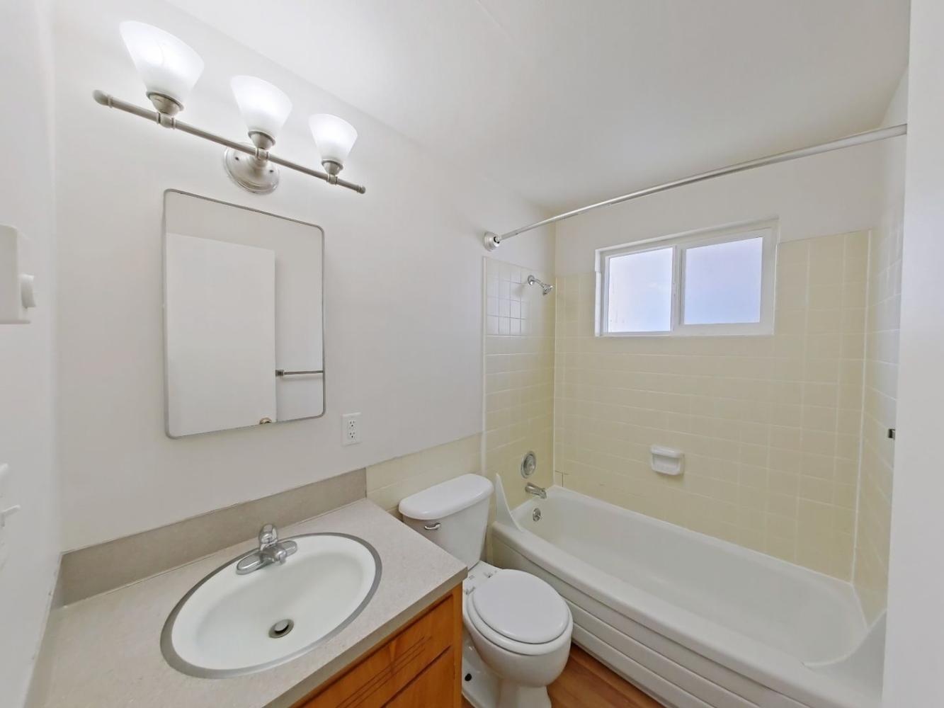 1844 Kincaid Street, 7 | 6