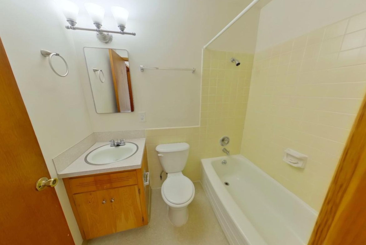 1844 Kincaid Street, 9 | 6