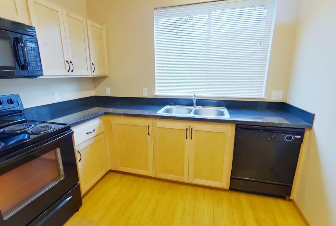 362 E 12th Ave #402 | 6