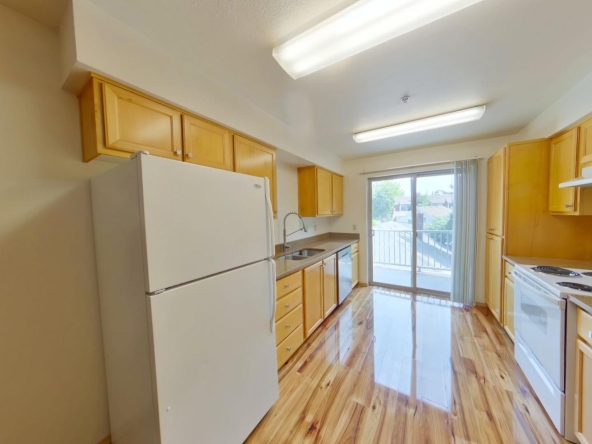 460 E 14th Ave #11 | 2