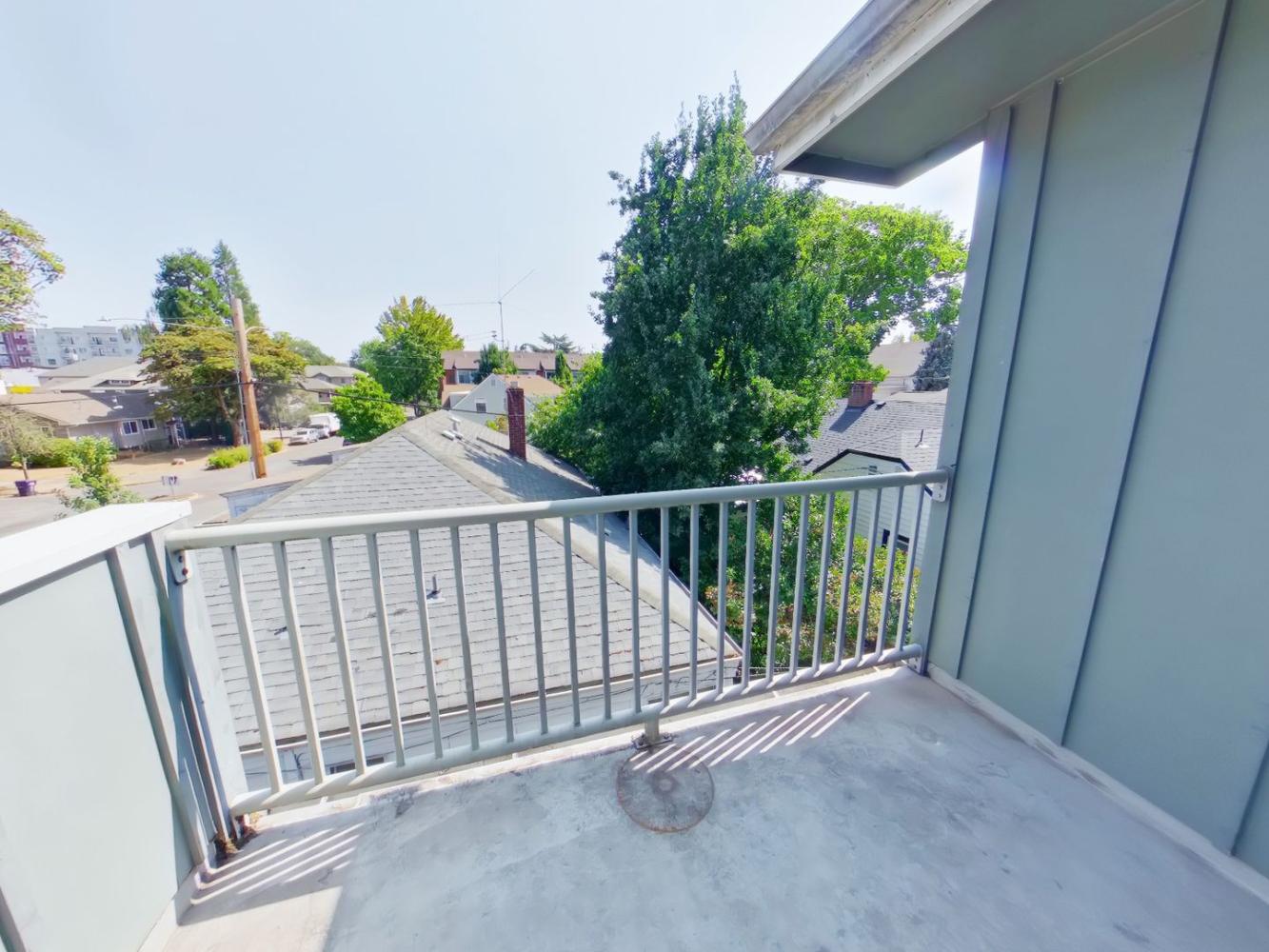 460 E 14th Ave #11 | 4