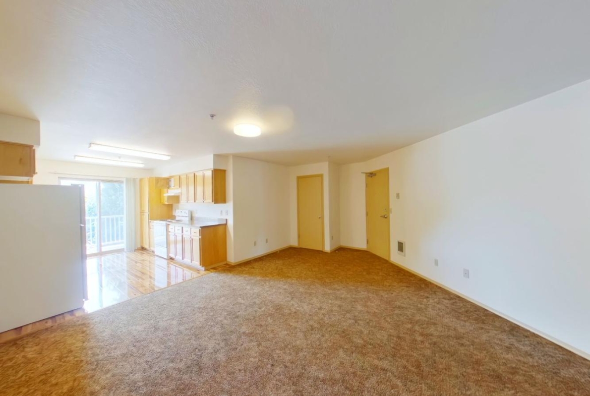 460 E 14th Ave #11 | 6