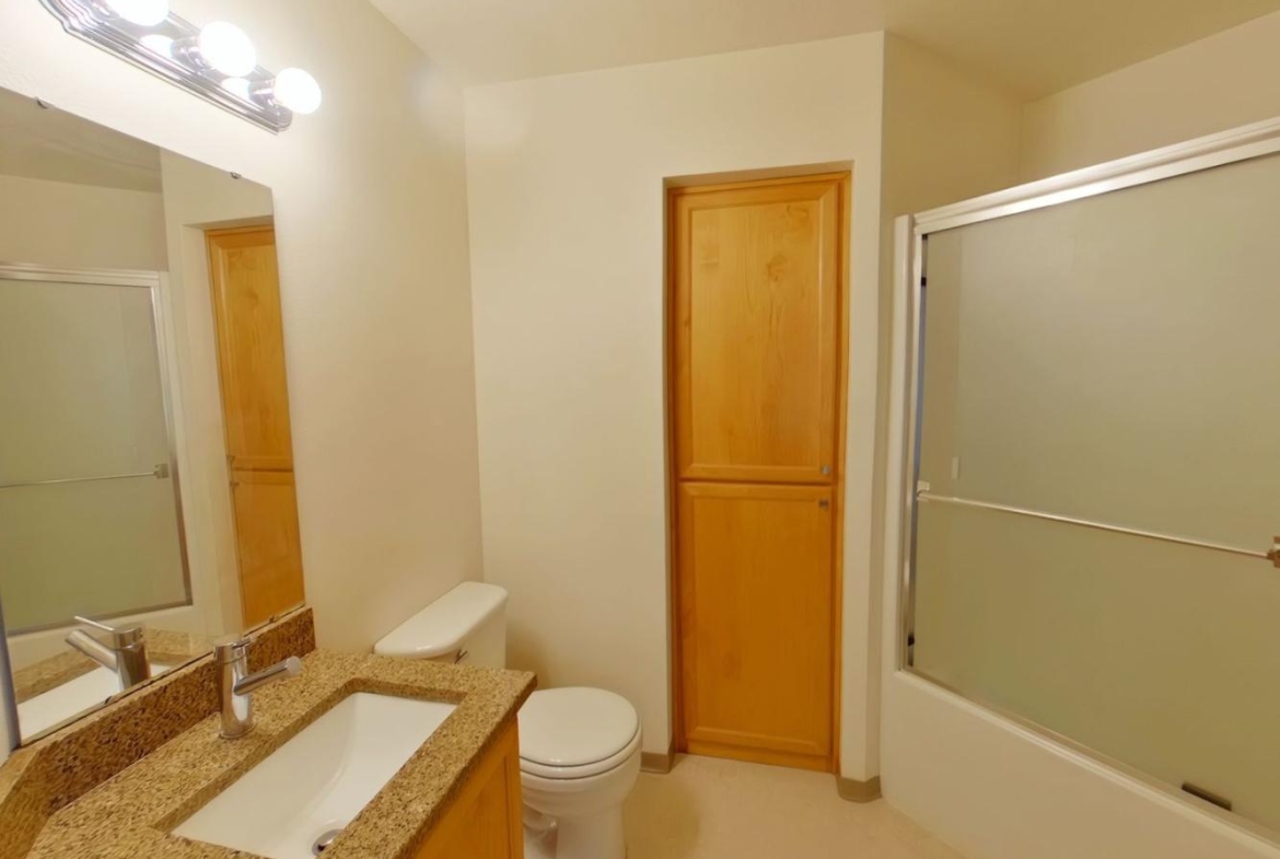 460 E 14th Ave #11 | 7