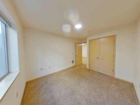 460 E 14th Ave #2 | 7