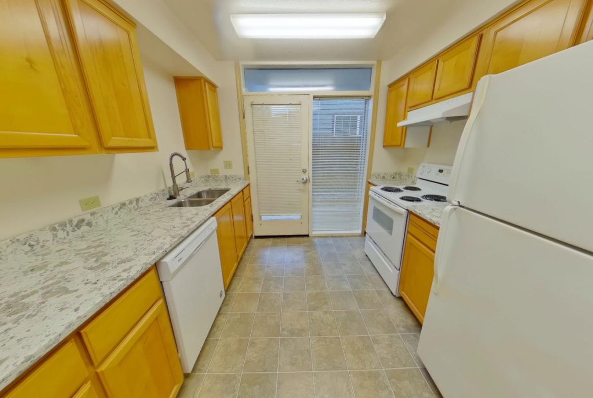 460 E 14th Ave #2 | 8