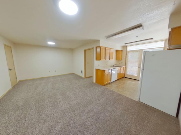 460 E 14th Ave #4 | 1
