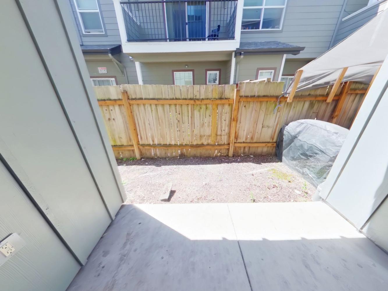 460 E 14th Ave #4 | 4