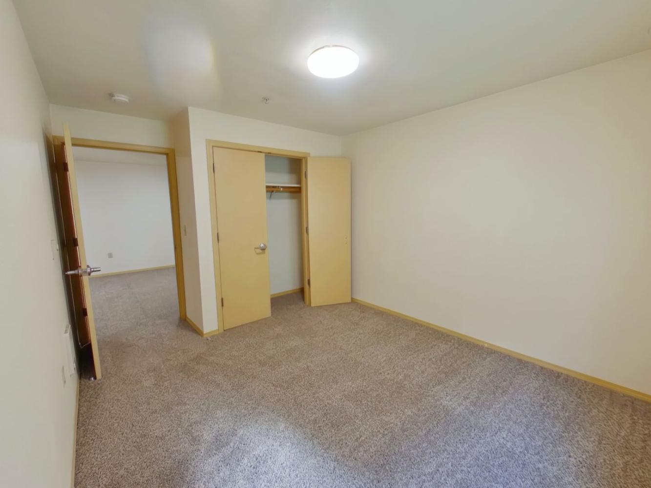 460 E 14th Ave #4 | 7