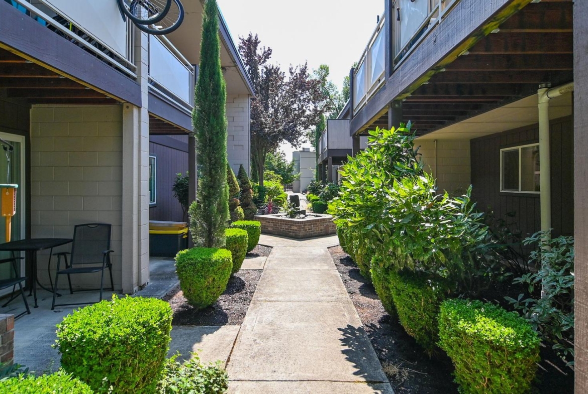 625 E 16th Ave #3 | 10
