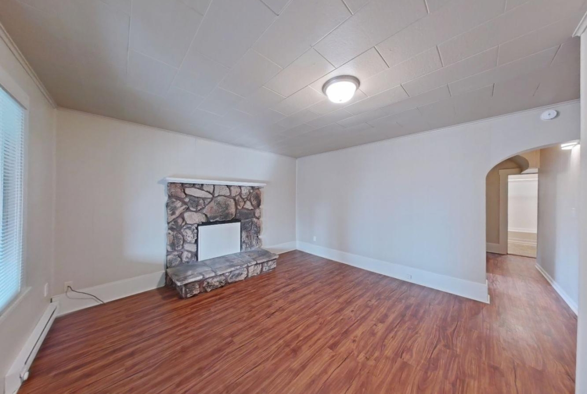 671 East 16th Avenue #2 | 2