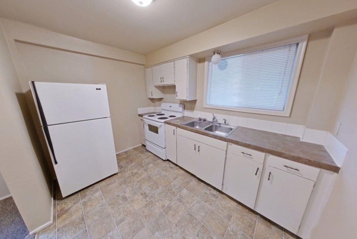 671 East 16th Avenue #4 | 1