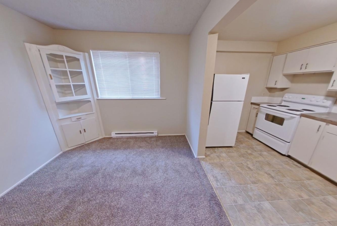 671 East 16th Avenue #4 | 2